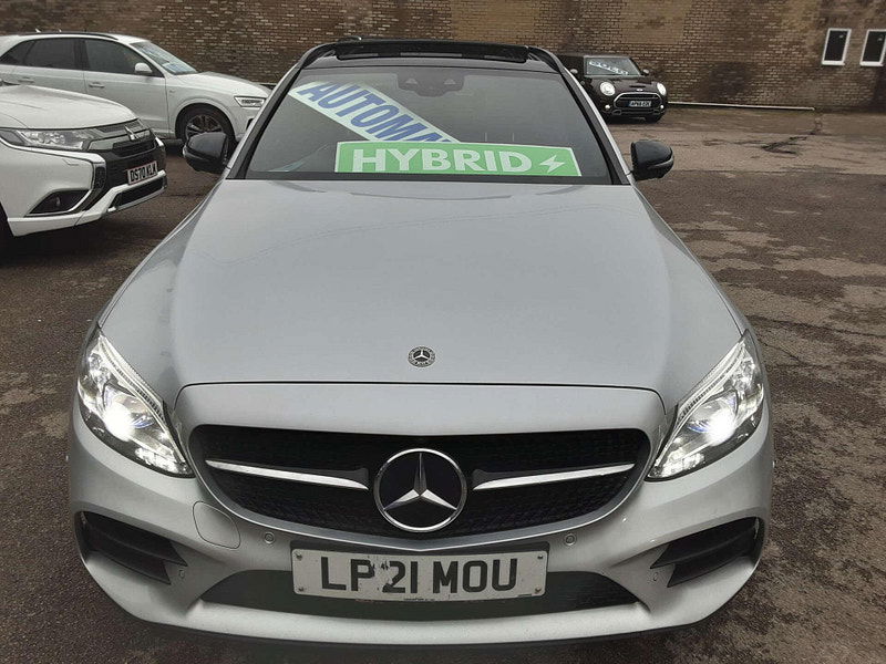 Mercedes-Benz C-Class 2.0 C 300 AMG Line Night Edition Premium+ de Auto 5dr 5dr Automatic 2026