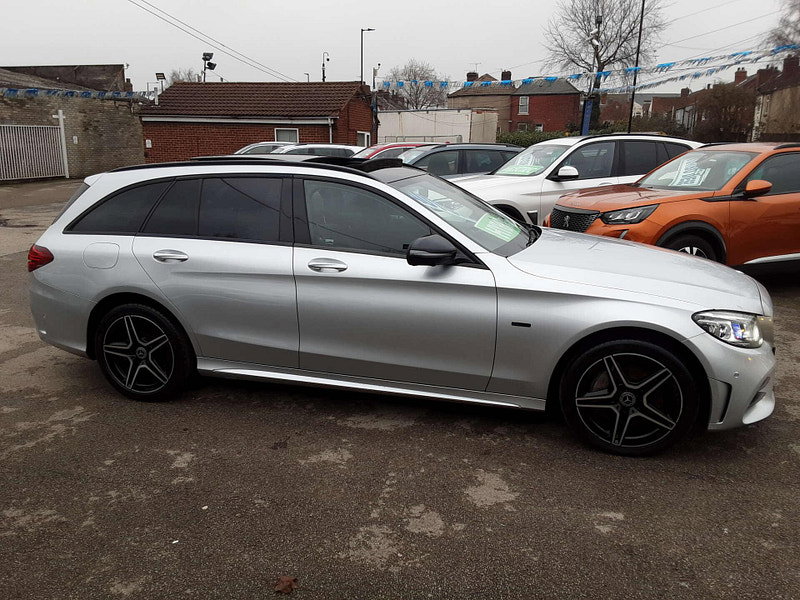 Mercedes-Benz C-Class 2.0 C 300 AMG Line Night Edition Premium+ de Auto 5dr 5dr Automatic 2026