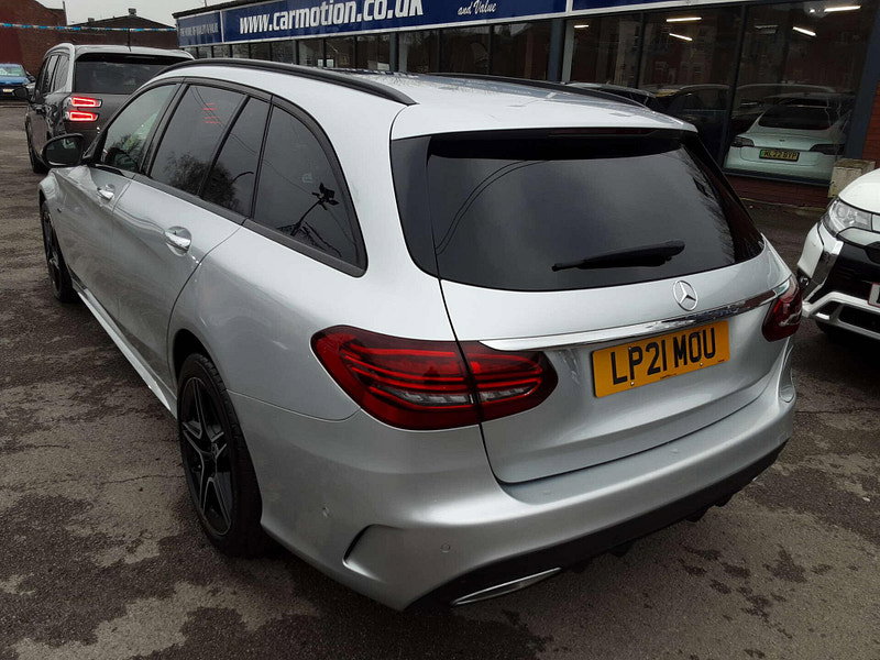 Mercedes-Benz C-Class 2.0 C 300 AMG Line Night Edition Premium+ de Auto 5dr 5dr Automatic 2026