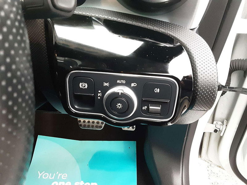 Mercedes-Benz CLA 1.3 CLA 250 AMG Line Premium+ E Auto 4dr 4dr Automatic 2026