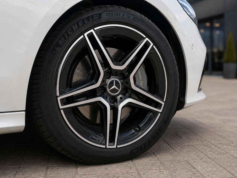 Mercedes-Benz CLA 1.3 CLA 250 AMG Line Premium E Auto 5dr 5dr Automatic 2026