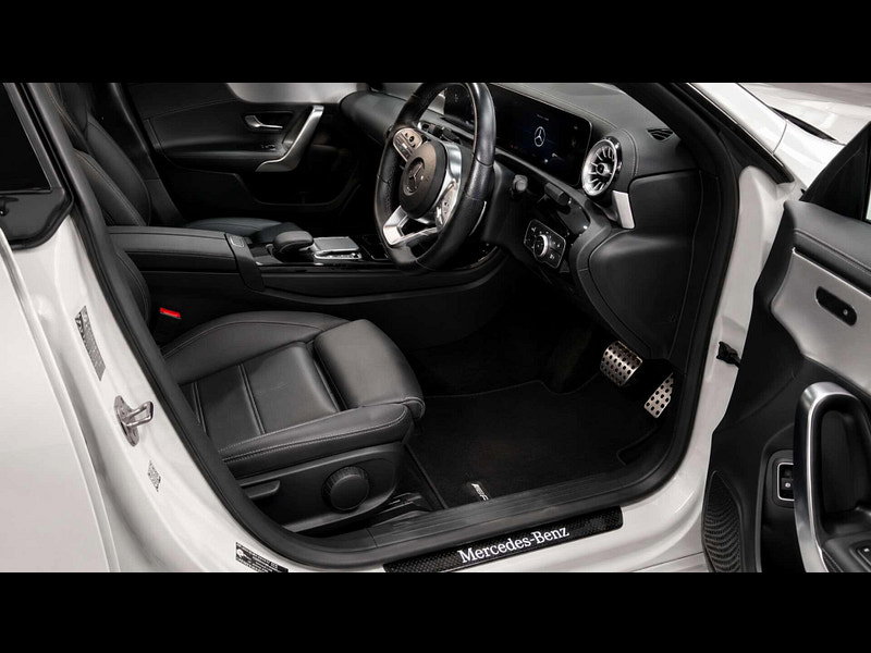 Mercedes-Benz CLA 1.3 CLA 250 AMG Line Premium E Auto 5dr 5dr Automatic 2026