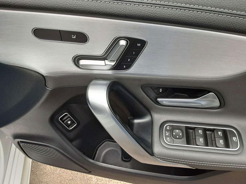 Mercedes-Benz CLA 1.3 CLA 250 AMG Line Premium+ E Auto 5dr 5dr Automatic 2025