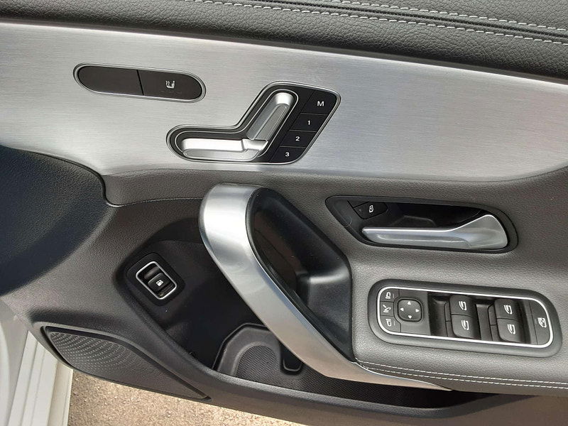 Mercedes-Benz CLA 1.3 CLA 250 AMG Line Premium+ E Auto 5dr 5dr Automatic 2025