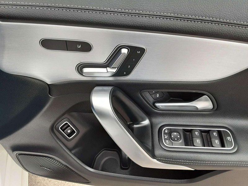 Mercedes-Benz CLA 1.3 CLA 250 AMG Line Premium+ E Auto 5dr 5dr Automatic 2025