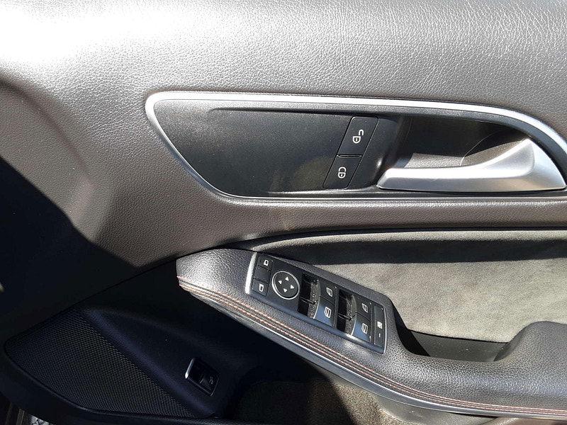 Mercedes-benz GLA 1.6 GLA 200 AMG Line Edition Auto 5dr 5dr Automatic 2025