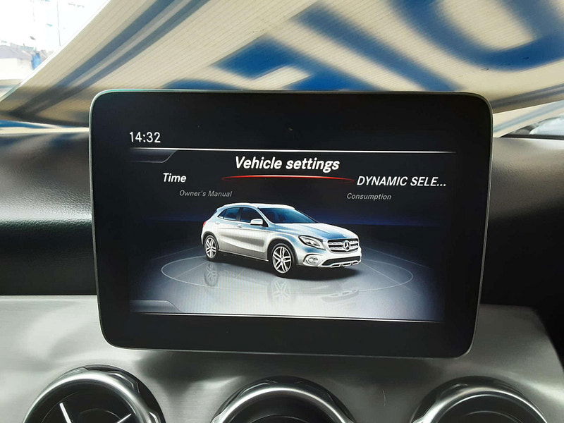 Mercedes-Benz GLA 2.1 GLA 200 AMG Line Executive D 4Matic Auto 4WD 5dr 5dr Automatic 2025