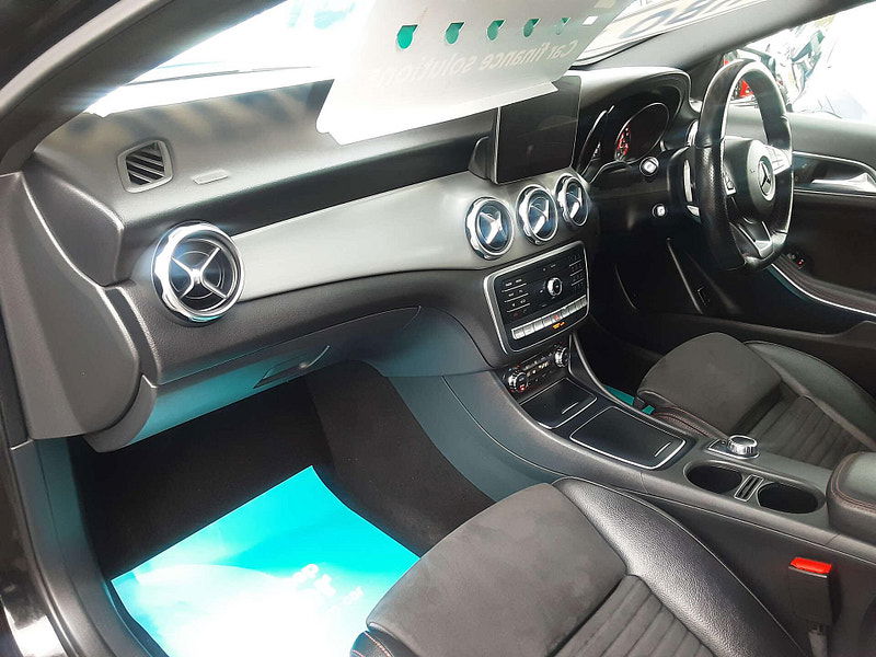 Mercedes-Benz GLA 2.1 GLA 200 AMG Line Executive D 4Matic Auto 4WD 5dr 5dr Automatic 2025