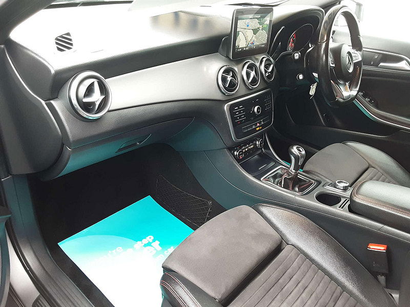 Mercedes-Benz GLA 2.1 GLA 200 D AMG Line 5dr 5dr Manual 2025