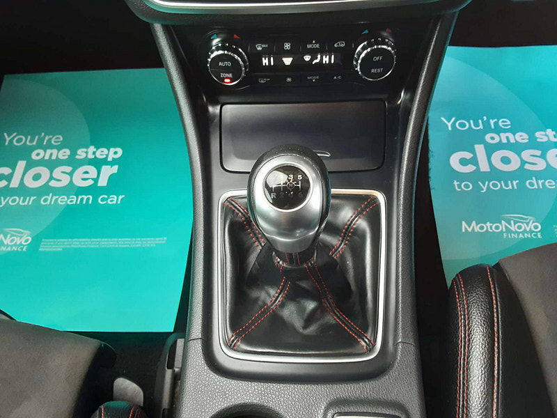 Mercedes-Benz GLA 2.1 GLA 200 D AMG Line 5dr 5dr Manual 2025