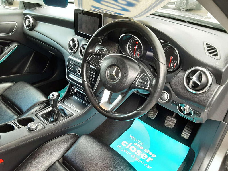 Mercedes-Benz GLA 2.1 GLA 200 SE D 5dr 5dr Manual 2026
