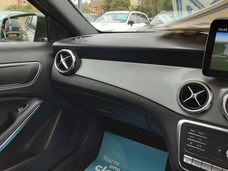 Mercedes-Benz GLA 2.1 GLA 220 AMG Line Premium D 4Matic Auto 4WD 5dr 5dr Automatic 2025
