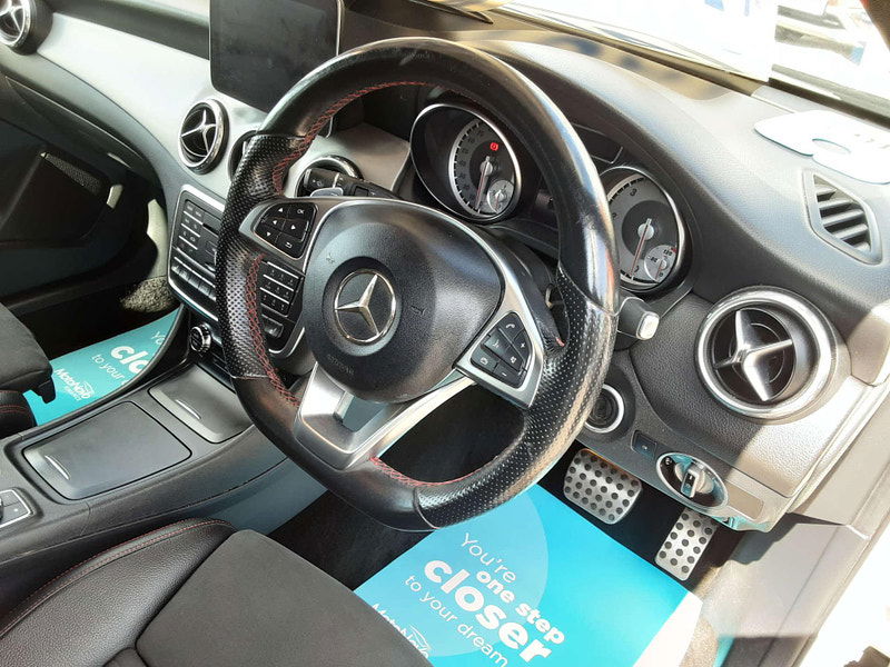 Mercedes-benz GLA 2.1 GLA 220 D 4Matic AMG Line Premium Auto 4WD 5dr 5dr Automatic 2025