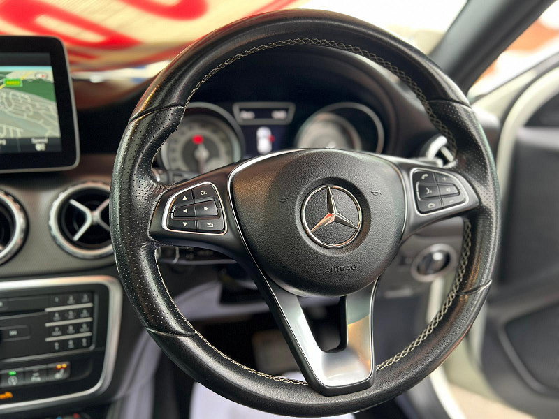 Mercedes-Benz GLA 2.1 GLA200d Sport (Premium Plus) 7G-DCT Euro 6 (s/s) 5dr 5dr Automatic 2026