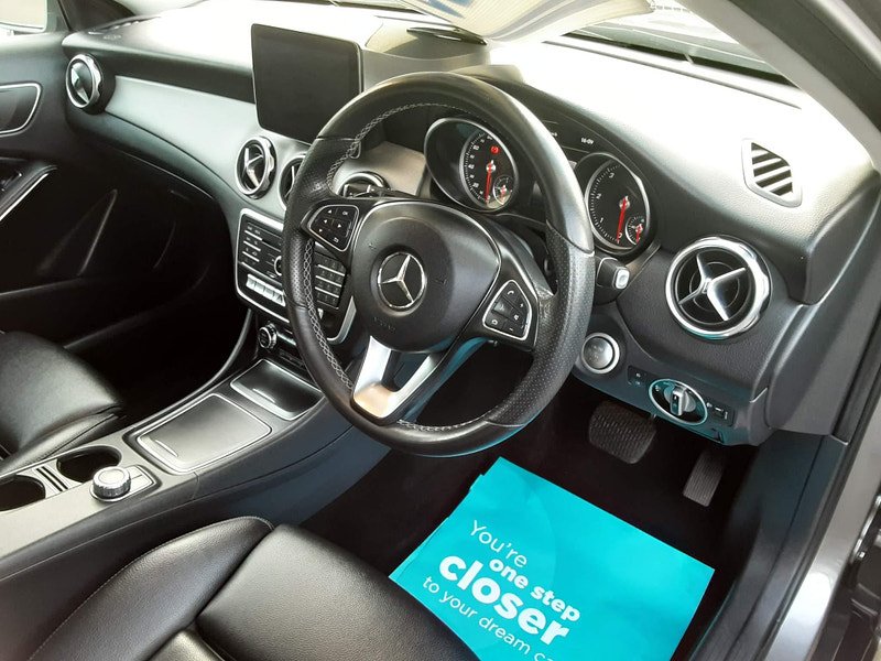 Mercedes-Benz GLA Class 2.1 GLA200d Sport (Executive) 7G-DCT Euro 6 (s/s) 5dr 5dr Automatic 2023