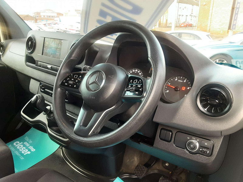 Mercedes-Benz Sprinter 2.0 Sprinter 315 Premium CDI 2dr Manual 2026