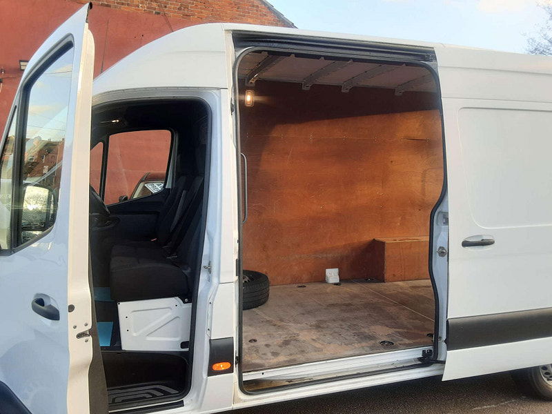 Mercedes-Benz Sprinter 2.0 Sprinter 315 Premium CDI 2dr Manual 2026