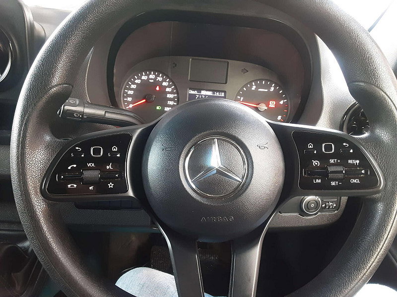 Mercedes-Benz Sprinter 2.0 Sprinter 315 Premium CDI 2dr Manual 2026