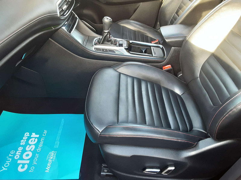 MG Hs 1.5 MG HS Exclusive 5dr 5dr Manual 2025