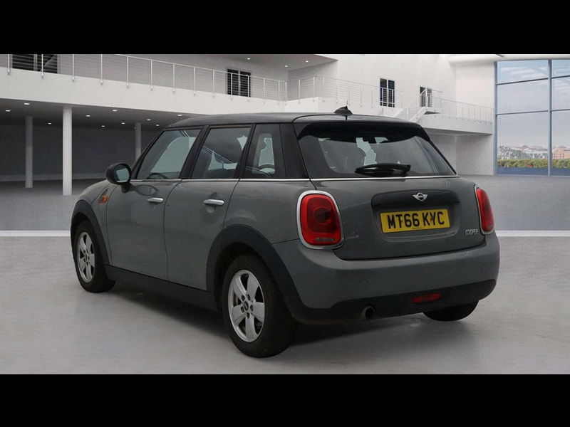 MINI Hatch 1.5 Cooper 5dr 5dr Manual 2025