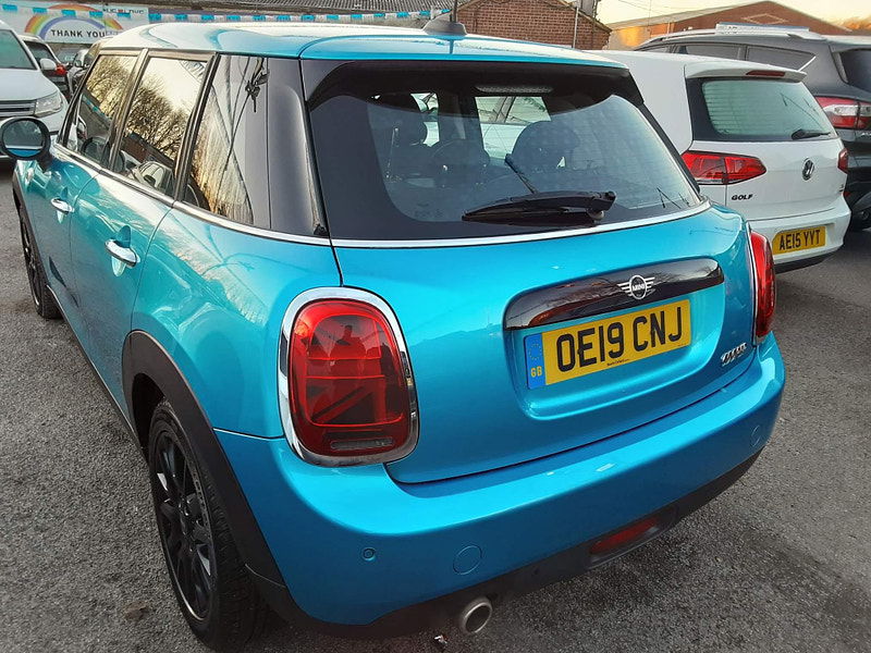 MINI Hatch 1.5 Cooper Classic Euro 6 (s/s) 5dr 5dr Manual 2024