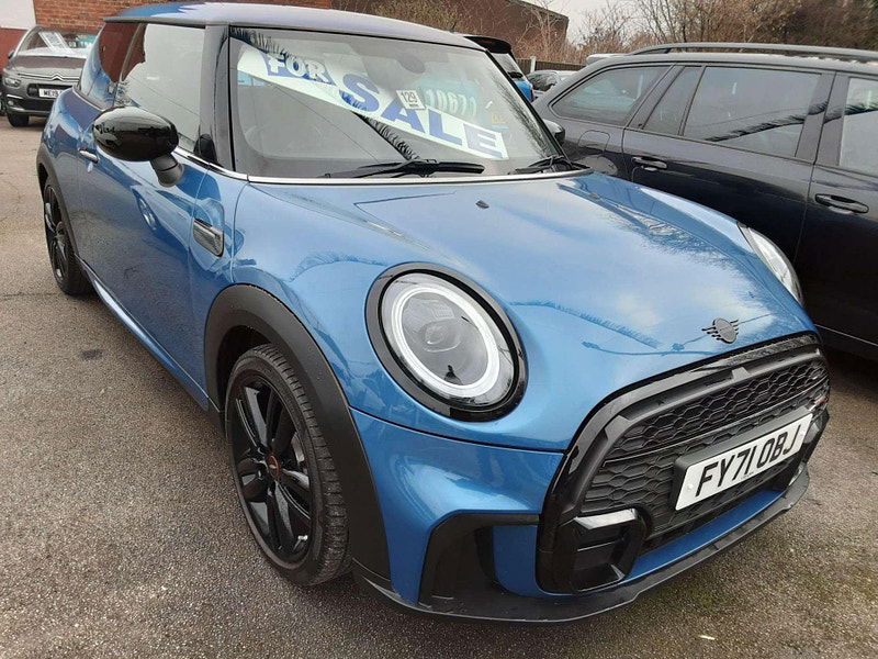 MINI Hatch 1.5 Cooper Sport Euro 6 (s/s) 3dr 3dr Manual 2025