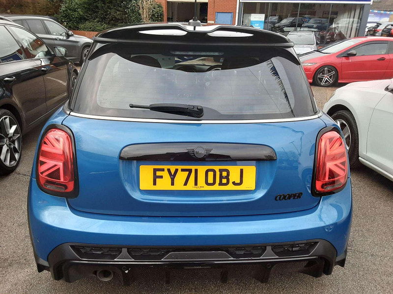 MINI Hatch 1.5 Cooper Sport Euro 6 (s/s) 3dr 3dr Manual 2025