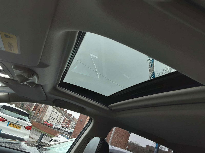 Mitsubishi Outlander 2.0 Outlander GX 4h PHEV Auto 4WD 5dr 5dr Automatic 2026