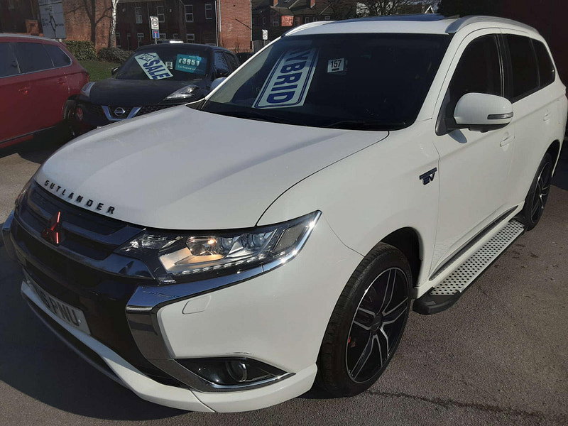 Mitsubishi Outlander 2.0 Outlander GX 4h PHEV Semi-Auto 4WD 5dr 5dr Automatic 2026