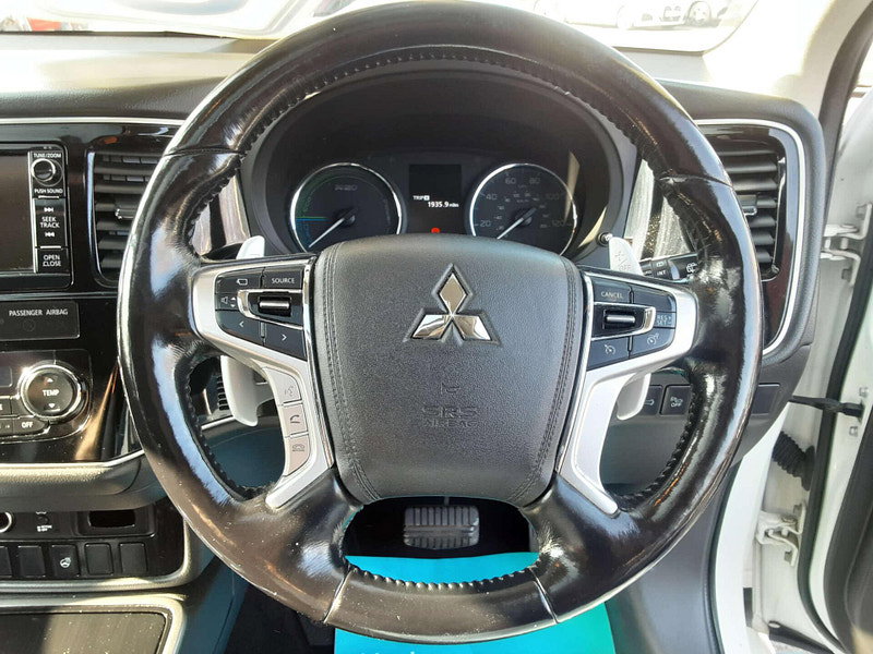 Mitsubishi Outlander 2.0 Outlander GX 4h PHEV Semi-Auto 4WD 5dr 5dr Automatic 2026