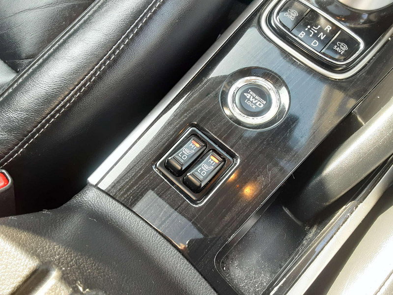 Mitsubishi Outlander 2.0 Outlander GX 4h PHEV Semi-Auto 4WD 5dr 5dr Automatic 2026