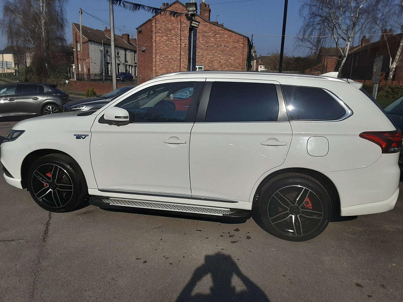 Mitsubishi Outlander 2.0 Outlander GX 4h PHEV Semi-Auto 4WD 5dr 5dr Automatic 2026