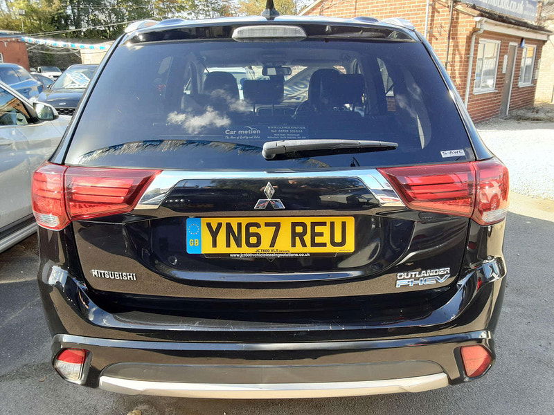 Mitsubishi Outlander 2.0 Outlander Juro PHEV CVT 4WD 5dr 5dr Automatic 2025