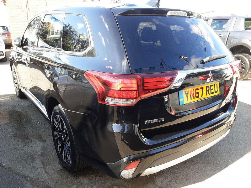 Mitsubishi Outlander 2.0 Outlander Juro PHEV CVT 4WD 5dr 5dr Automatic 2025