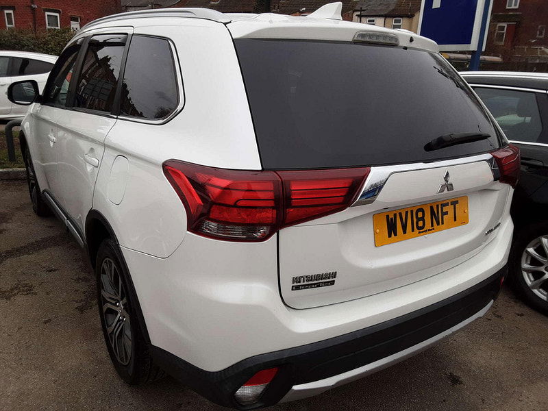 Mitsubishi Outlander 2.3 Outlander DI-D 4 4WD 5dr 5dr Manual 2026