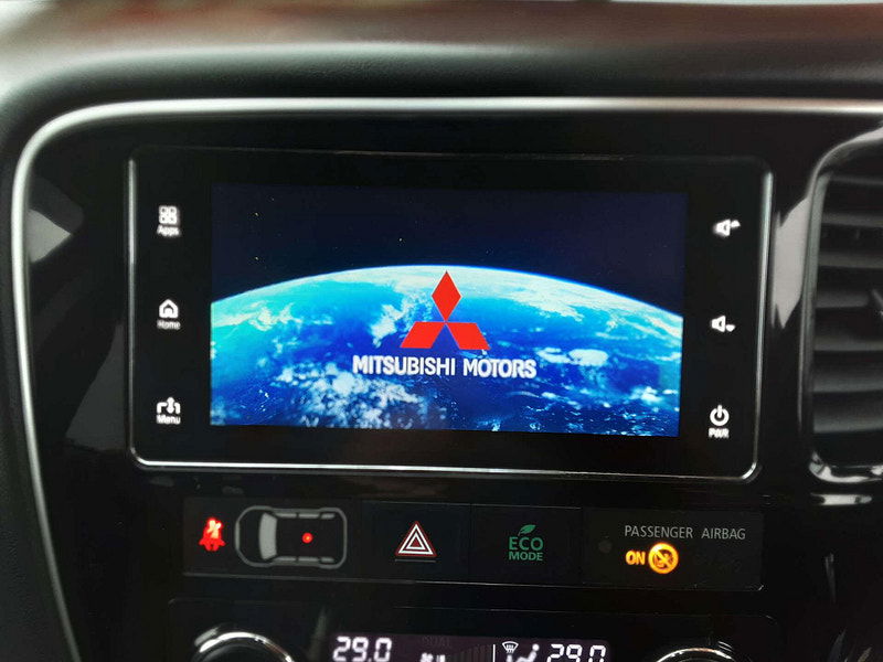 Mitsubishi Outlander 2.3 Outlander DI-D 4 4WD 5dr 5dr Manual 2026