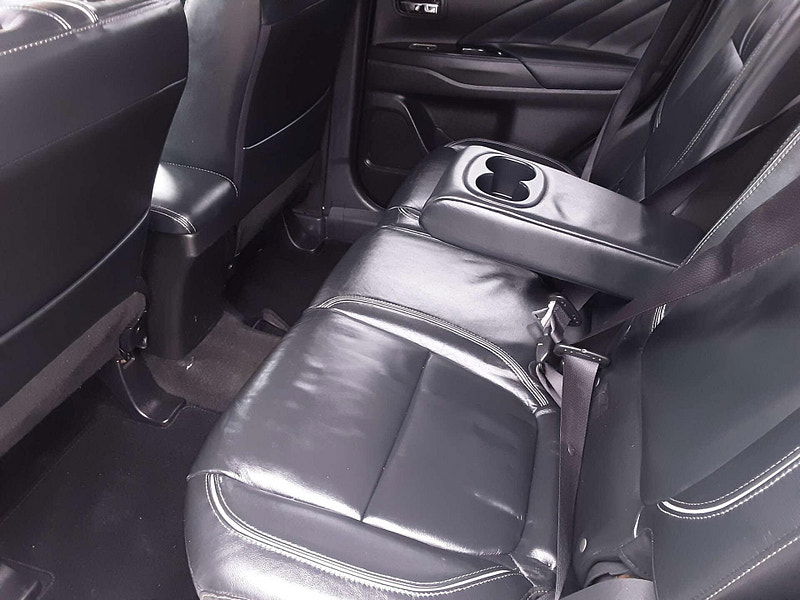 Mitsubishi Outlander 2.3 Outlander DI-D 4 4WD 5dr 5dr Manual 2026