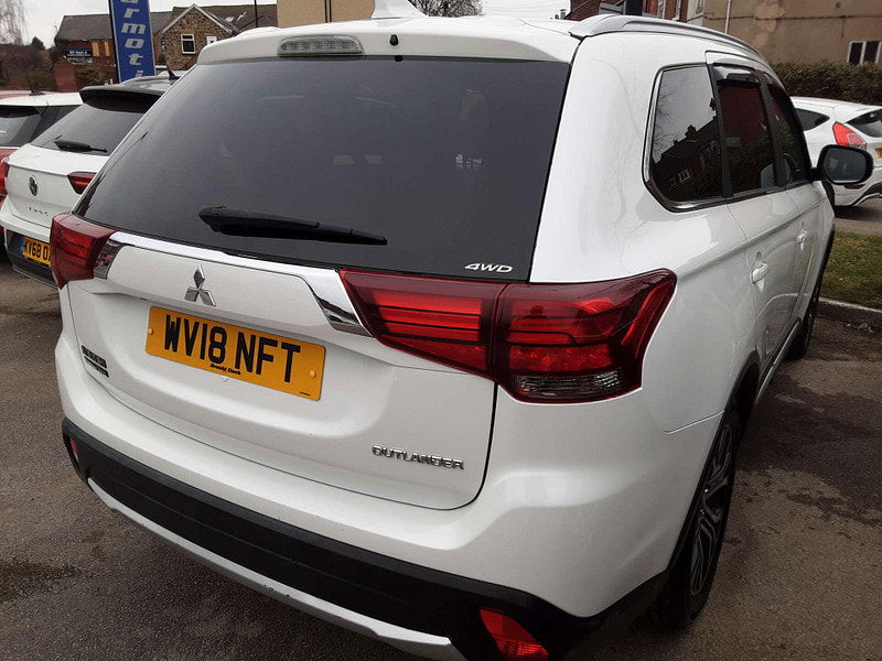 Mitsubishi Outlander 2.3 Outlander DI-D 4 4WD 5dr 5dr Manual 2026