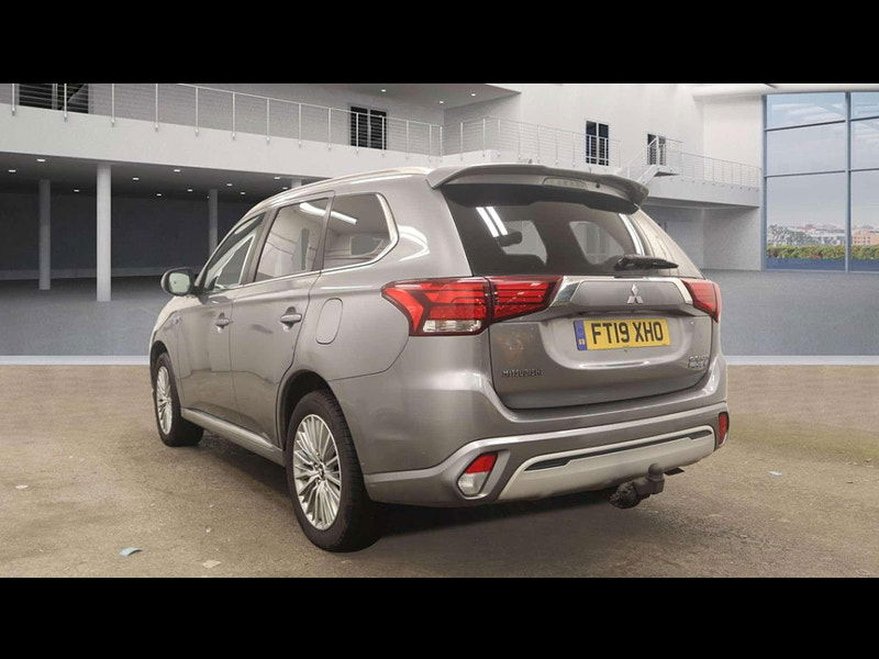 Mitsubishi Outlander 2.4 Outlander 4h PHEV CVT 4WD 5dr 5dr Automatic 2025