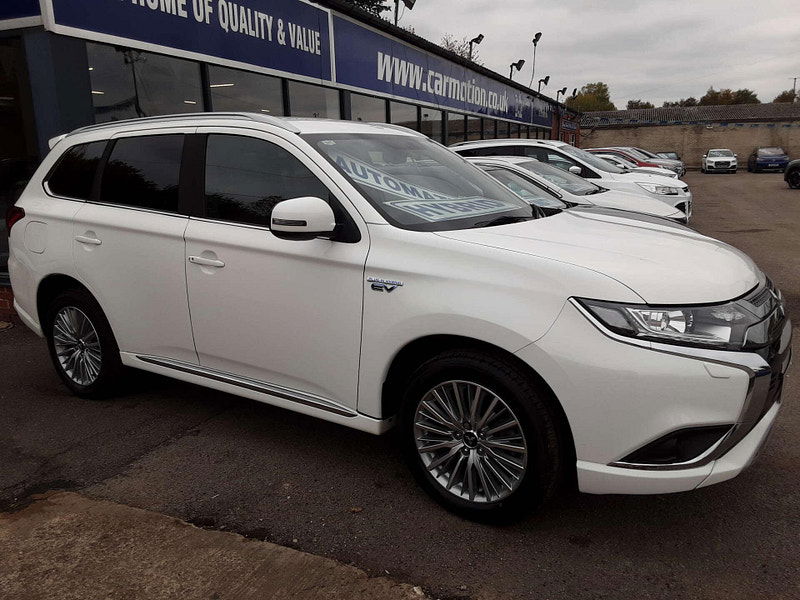 Mitsubishi Outlander 2.4 Outlander Dynamic PHEV CVT 4WD 5dr 5dr Automatic 2025