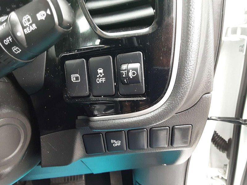 Mitsubishi Outlander 2.4 Outlander Dynamic PHEV CVT 4WD 5dr 5dr Automatic 2026