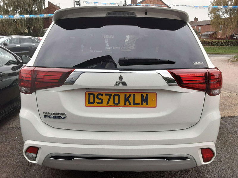 Mitsubishi Outlander 2.4 Outlander Dynamic PHEV CVT 4WD 5dr 5dr Automatic 2026