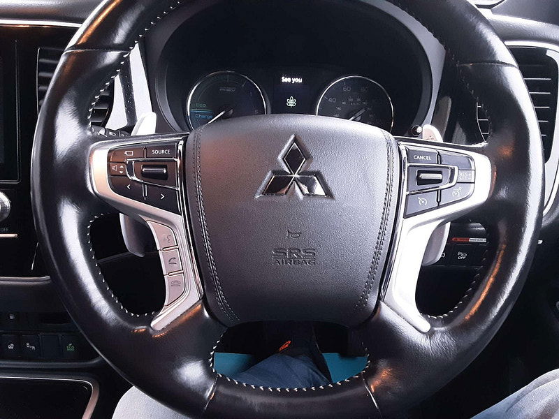 Mitsubishi Outlander 2.4 Outlander Exceed PHEV CVT 4WD 5dr 5dr Automatic 2026