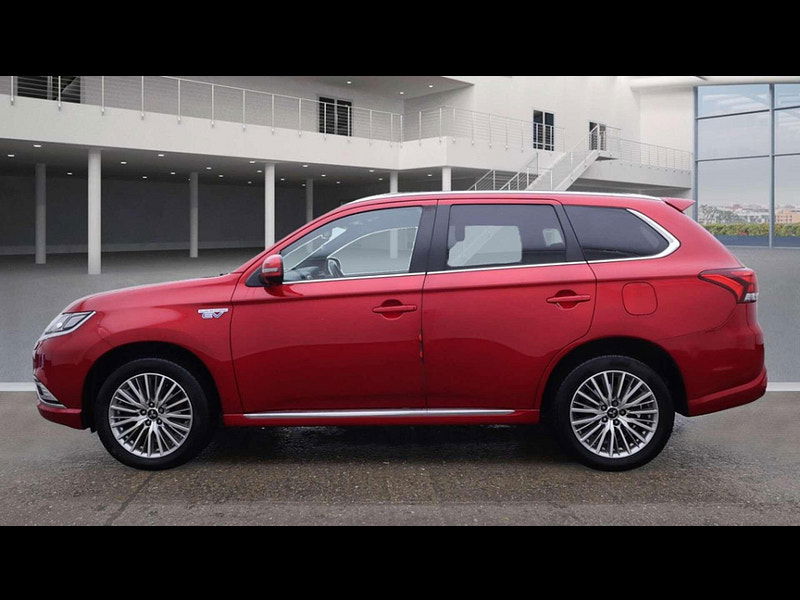 Mitsubishi Outlander 2.4 Outlander Exceed PHEV CVT 4WD 5dr 5dr Automatic 2025