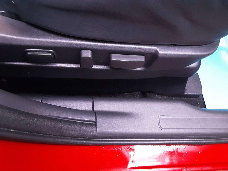 Mitsubishi Outlander 2.4 Outlander Exceed PHEV CVT 4WD 5dr 5dr Automatic 2025