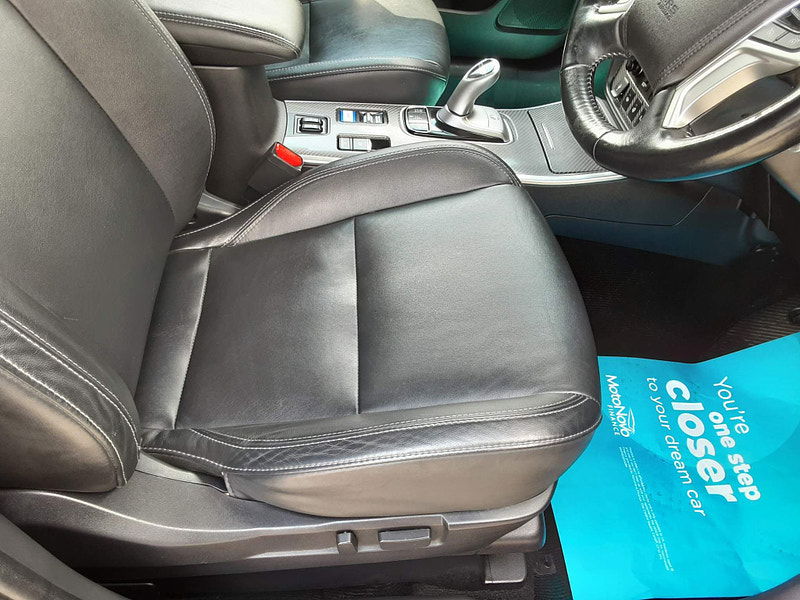 Mitsubishi Outlander 2.4h TwinMotor 13.8kWh 4h CVT 4WD Euro 6 (s/s) 5dr 5dr Automatic 2025