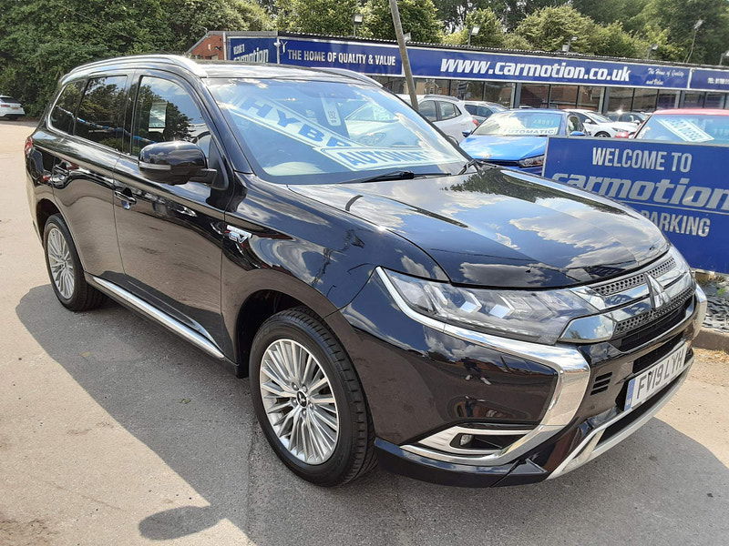 Mitsubishi Outlander 2.4h TwinMotor 13.8kWh 4h CVT 4WD Euro 6 (s/s) 5dr 5dr Automatic 2025