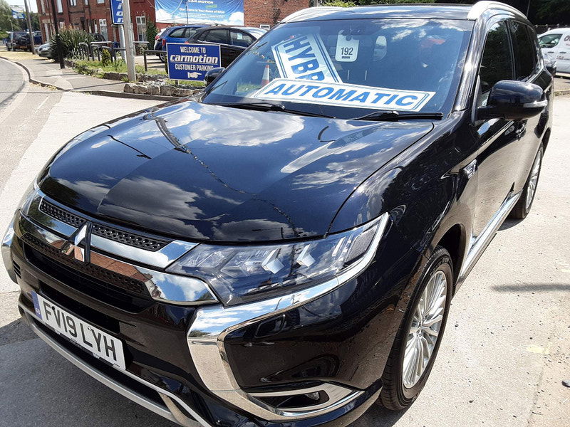 Mitsubishi Outlander 2.4h TwinMotor 13.8kWh 4h CVT 4WD Euro 6 (s/s) 5dr 5dr Automatic 2025