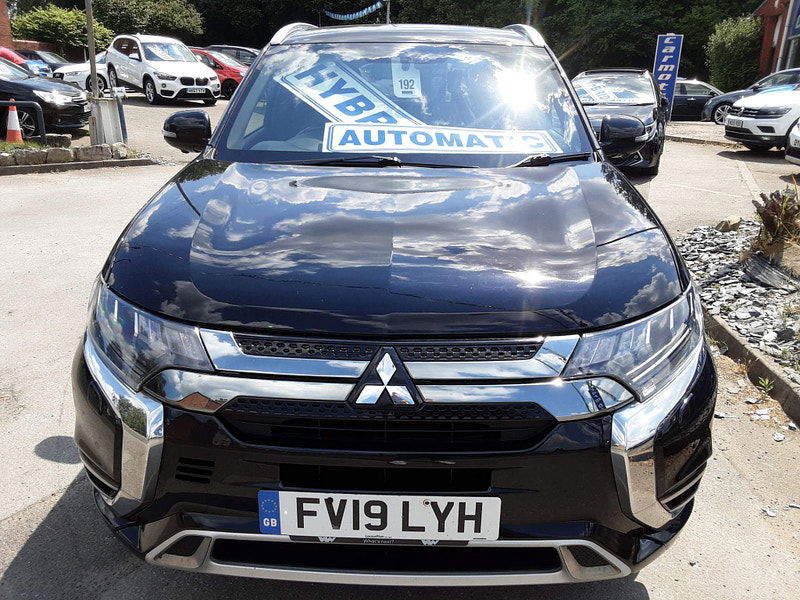 Mitsubishi Outlander 2.4h TwinMotor 13.8kWh 4h CVT 4WD Euro 6 (s/s) 5dr 5dr Automatic 2025
