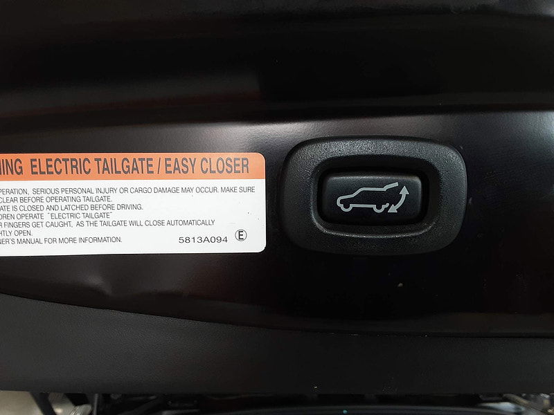 Mitsubishi Outlander 2.4h TwinMotor 13.8kWh 4h CVT 4WD Euro 6 (s/s) 5dr 5dr Automatic 2025